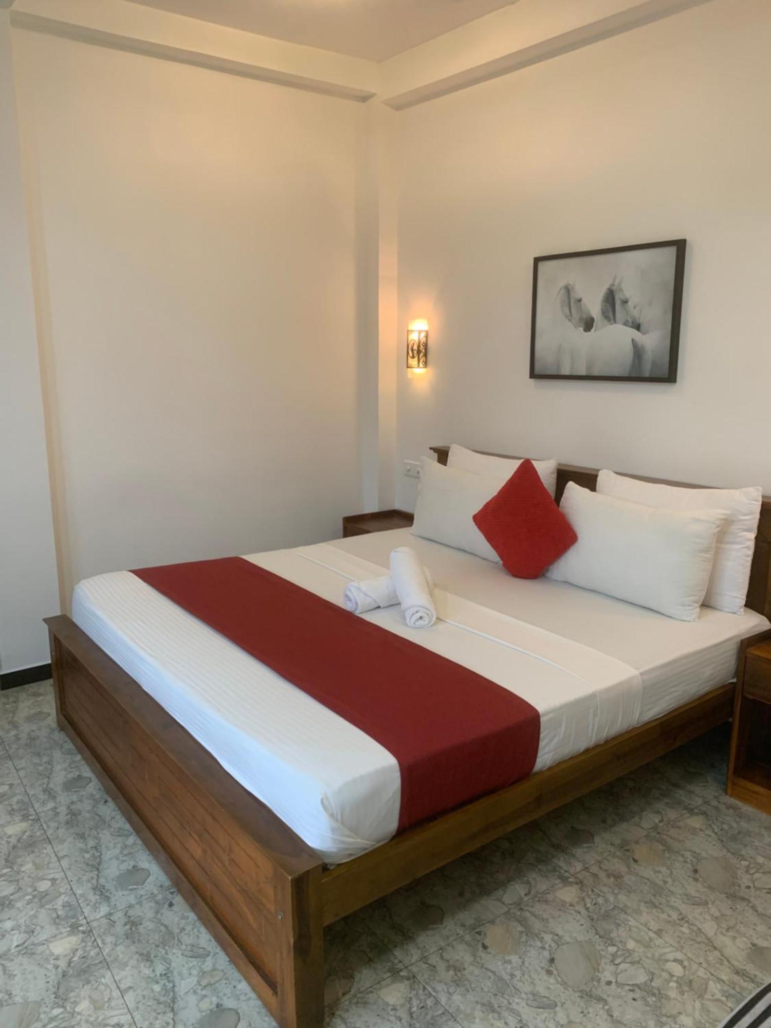 Jenushi Homestay Kandy Exterior photo